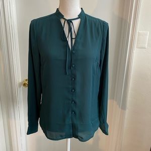 Lulu’s Long Sleeve Top